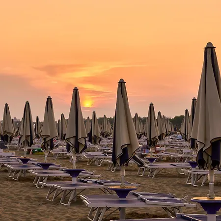 Sea Front In A With Pool Apartment Porto Santa Margherita di Caorle