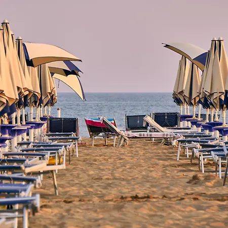Sea Front In A With Pool * Porto Santa Margherita di Caorle